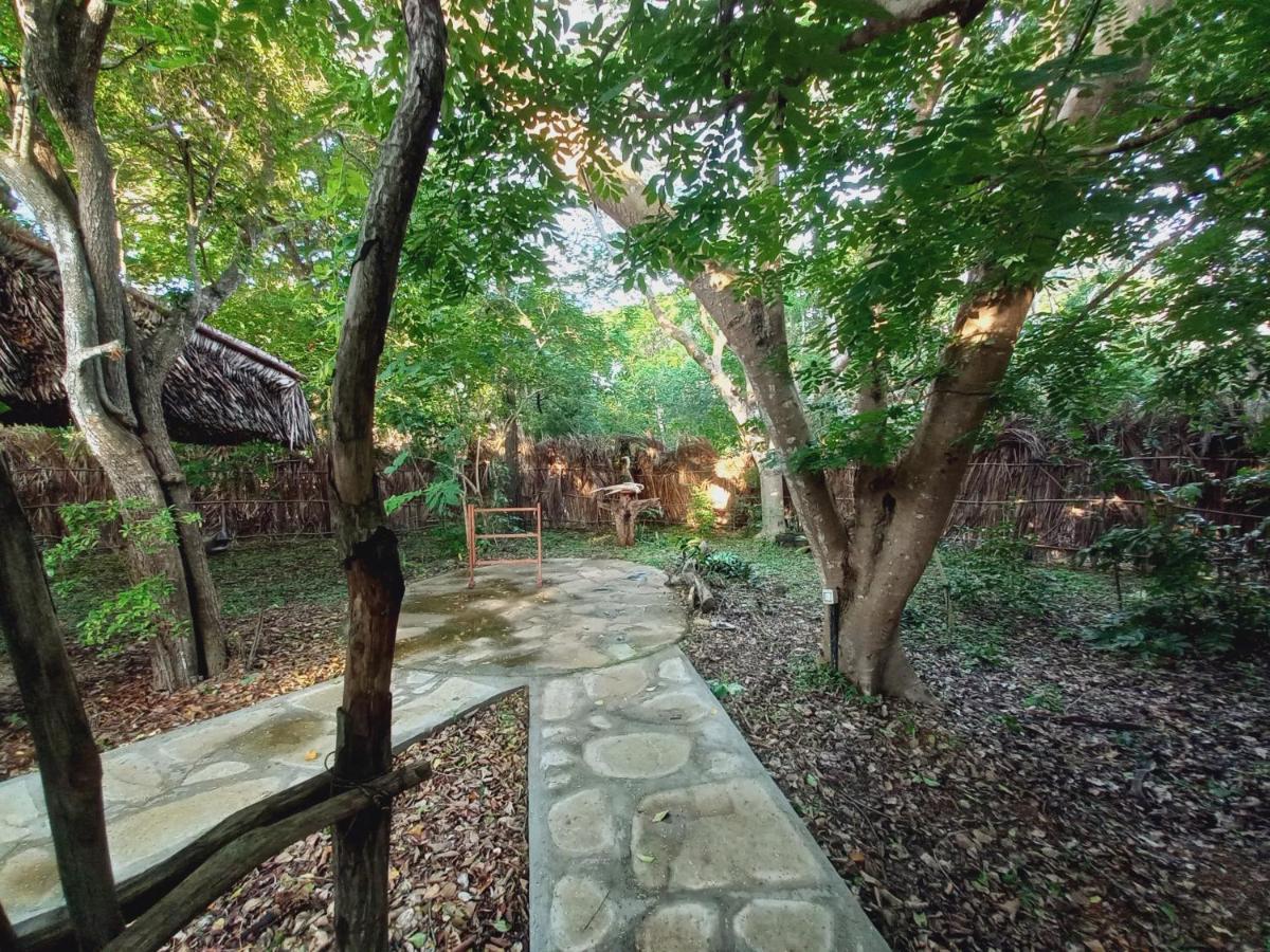 Watamu Beach Cottages B&B Zewnętrze zdjęcie