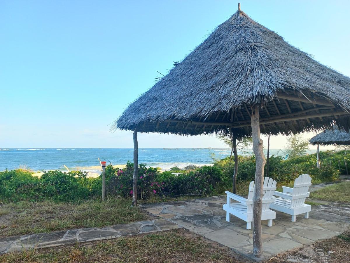 Watamu Beach Cottages B&B Zewnętrze zdjęcie