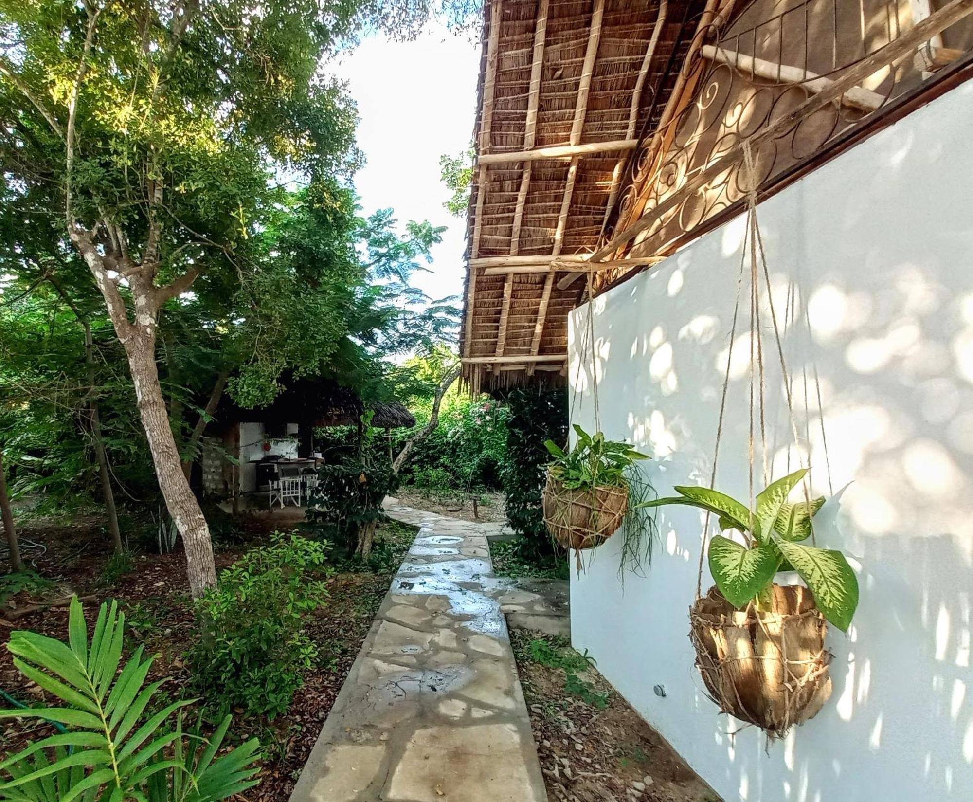 Watamu Beach Cottages B&B Zewnętrze zdjęcie