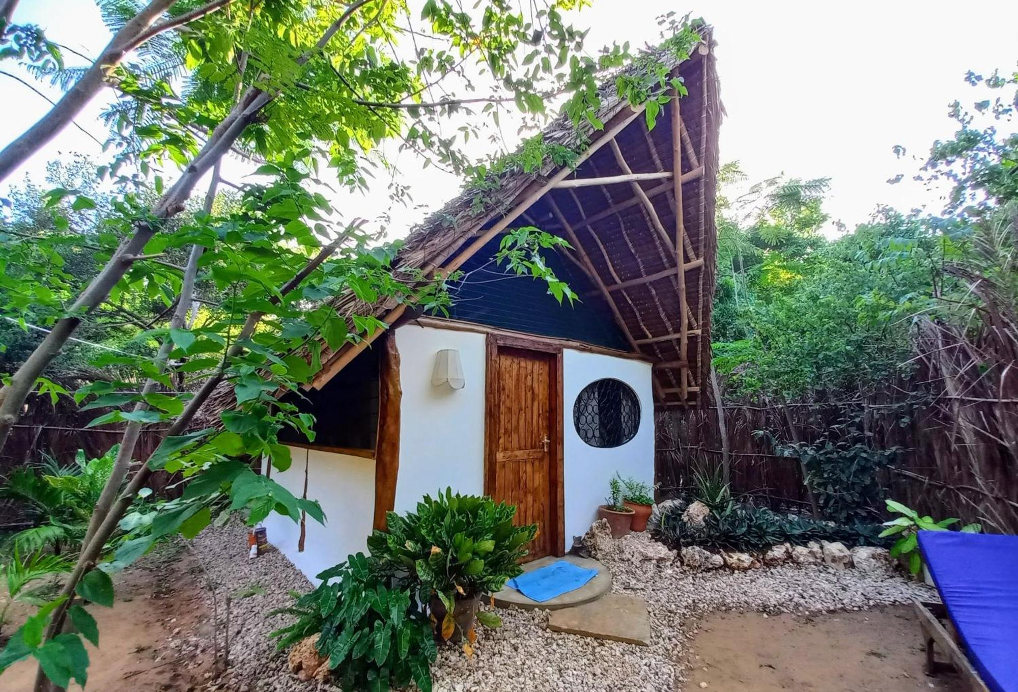 Watamu Beach Cottages B&B Zewnętrze zdjęcie